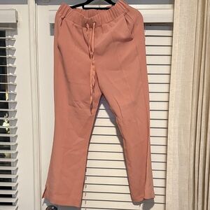 Cinq à Sept Peach Ankle Pants